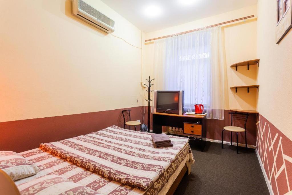 Guest House On Saksahanskoho Street Kyiv Exterior photo